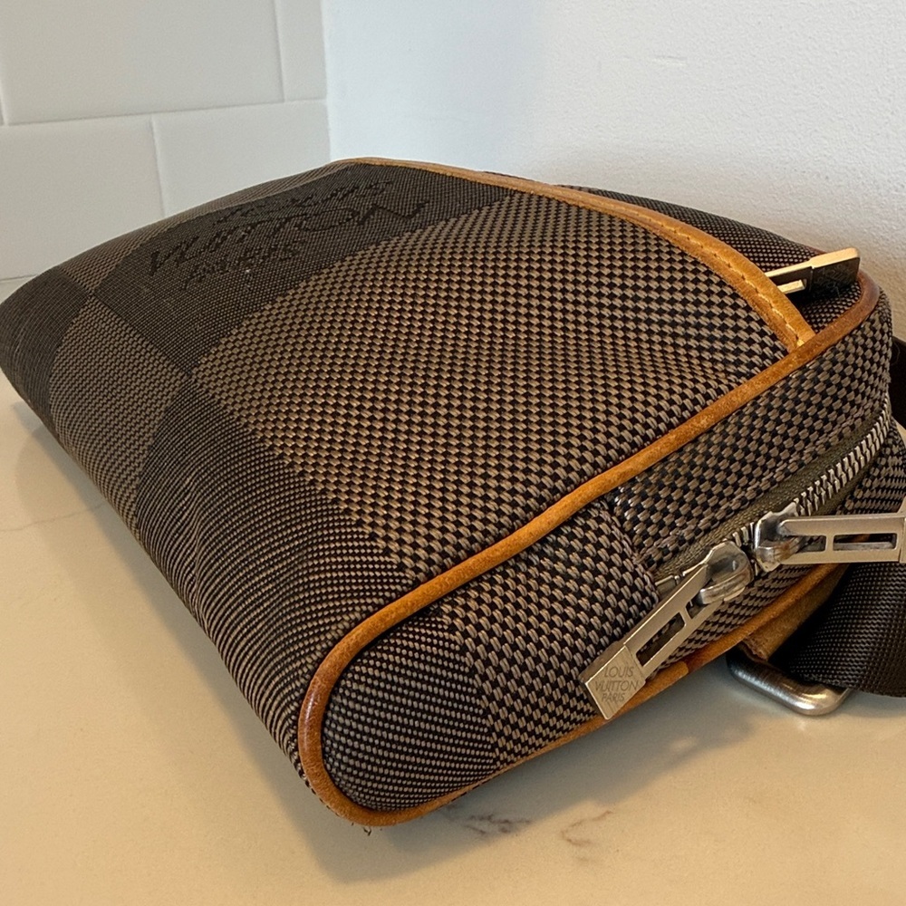 Louis Vuitton Acrobatic Belt Bag